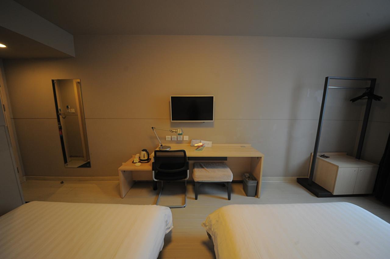 Jinjiang Inn Chengdu Chunxi Road Taiguli Hotel Exterior foto