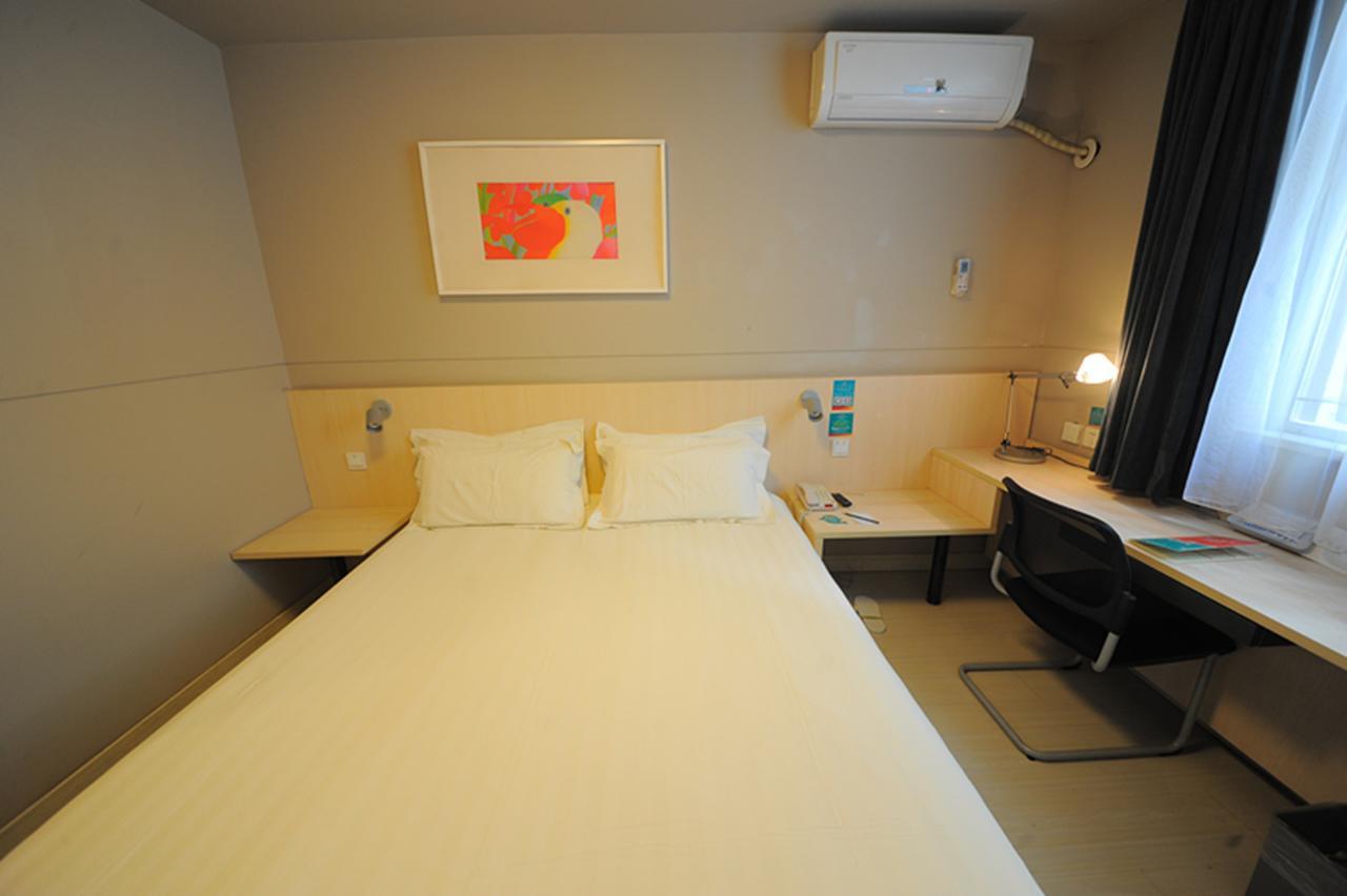 Jinjiang Inn Chengdu Chunxi Road Taiguli Hotel Exterior foto